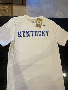 Nike women’s dri-fit shirt, Kentucky, University of Kentucky, size small